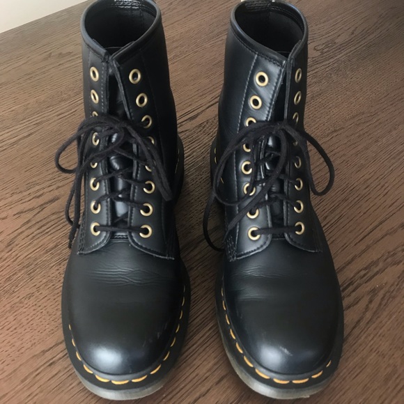 dr martens vegan 1460 classic ankle boots in black